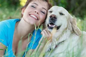 Woman smiling with healthy gums